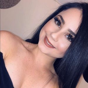 Meet your Posher, Lis